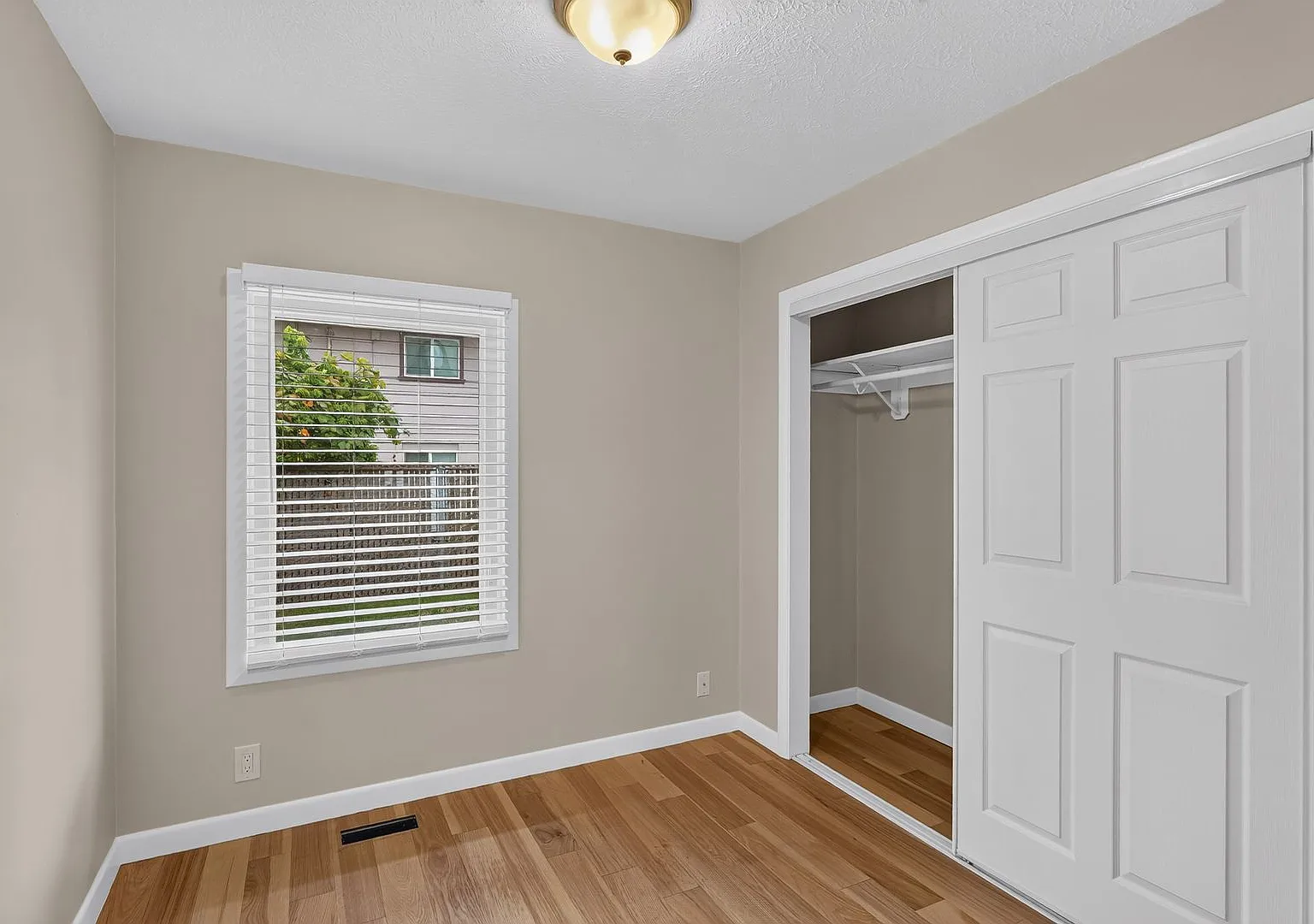Spacious 4-Bedroom Portland Home with Updated Kitchen, Finished Basement & Large Yard — Photo 4