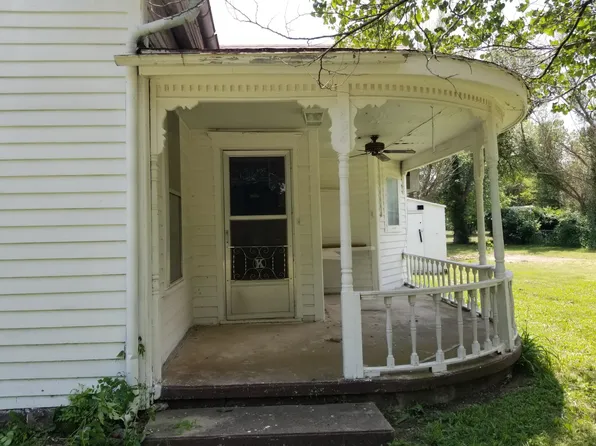 306 E State St, Toronto, KS 66777