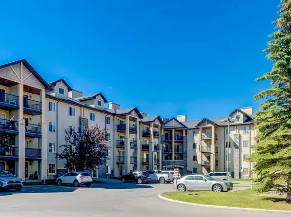 8810 Royal Birch Blvd NW #1319, Calgary, AB T3G 6A9