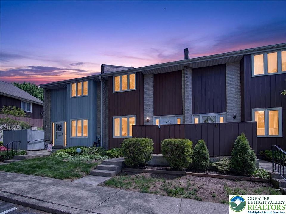 1st image of 407 Carver Dr