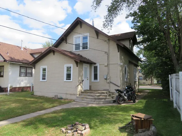 729 Washington Memorial Dr, Saint Cloud, MN 56301