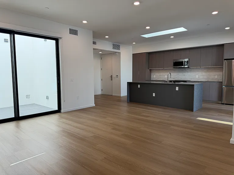 5119 Colfax Ave #301 — Photo 6