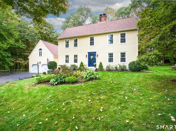 15 Hickory Hill Drive, Chester, CT 06412