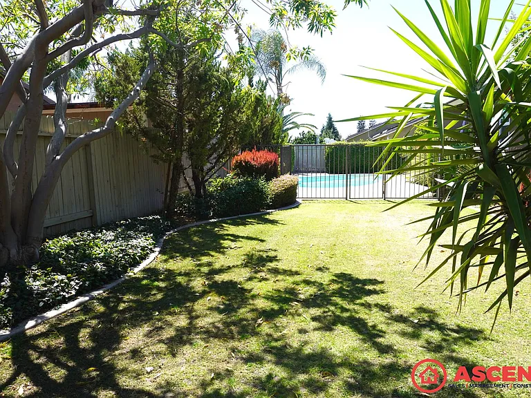 8409 Alonso Ct — Photo 17