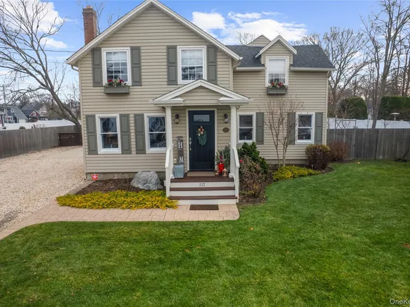 117 Union Avenue, Islip, NY 11751