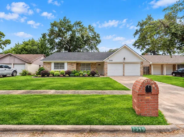 7319 Tall Pines Dr, Houston, TX 77088