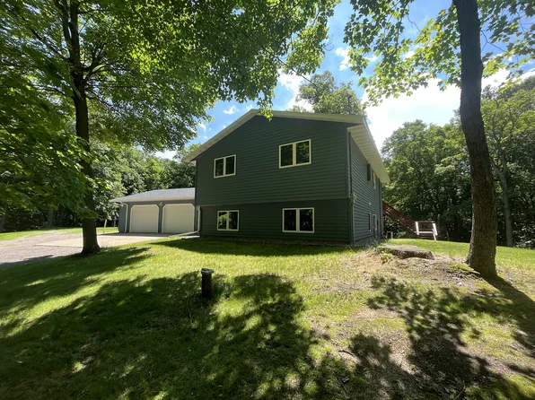 15047 Parkwood Ct, Avon, MN 56310