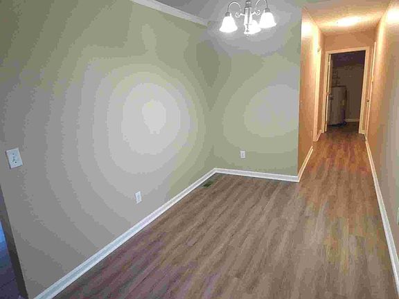 5th image of 1730 Norton Ct