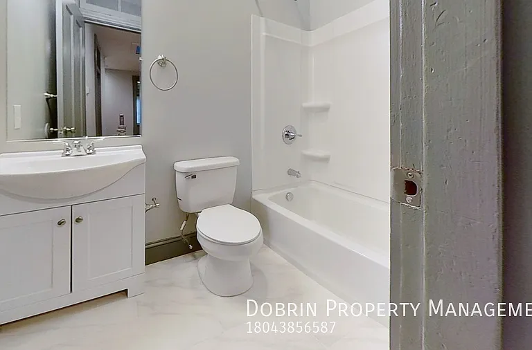 23 S Morris St #A — Photo 9