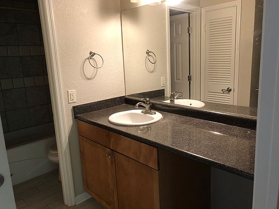 5th image of 1810 NW 23rd Blvd APT 121