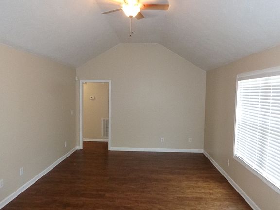 2nd image of 1213 Bolton Dr