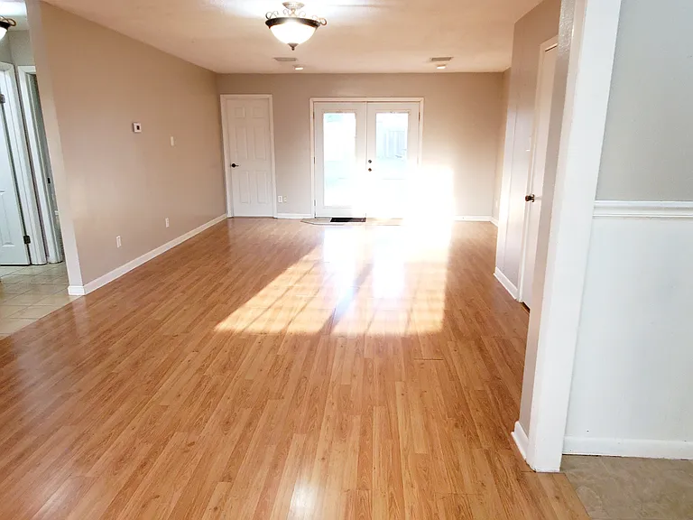 89 Spring Grove Dr — Photo 22