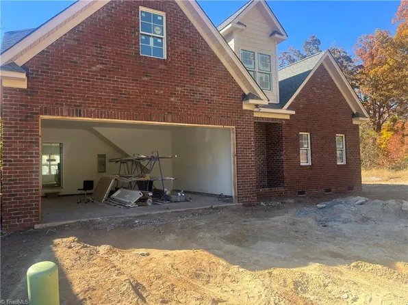 7925 Tranquility Pl, Oak Ridge, NC 27310