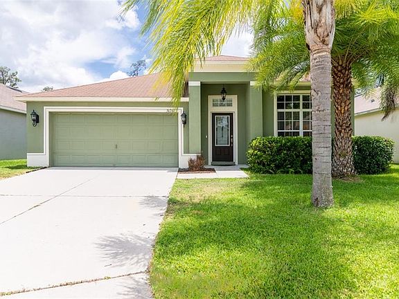 3rd image of 34740 Marsh Glen Ct