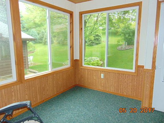 4th image of 3605 Parkwood Pl