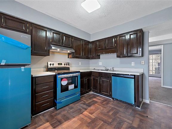 2nd image of 156 Glen Acres Ct