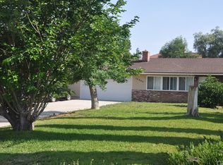 10985 Desert Sand Ave, Riverside, CA 92505