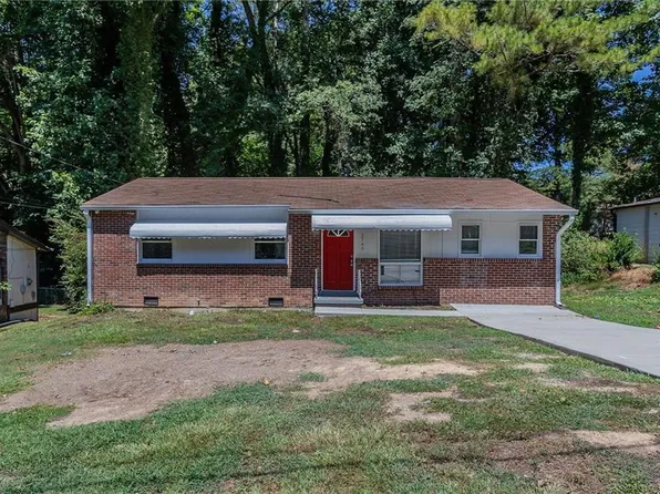 2746 Santa Barbara Dr NW, Atlanta, GA 30318