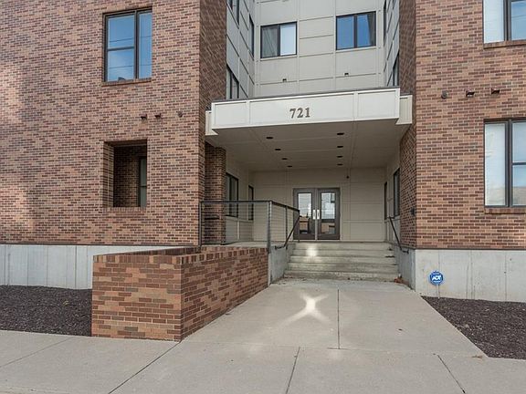 2nd image of 721 E North St APT 3A