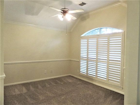3rd image of 3426 W Overdale Dr