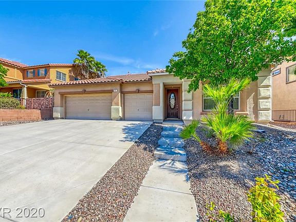 3rd image of 88 Pettswood Dr