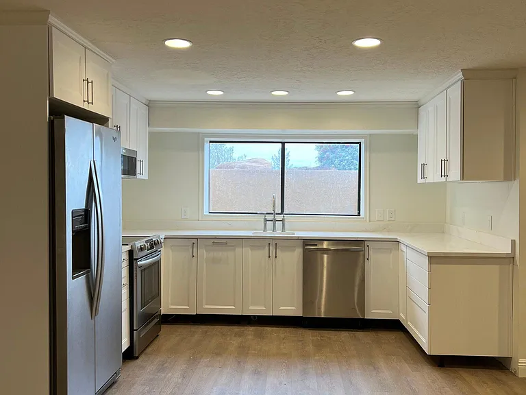 1054 Wesley Powell Dr #2 — Photo 22