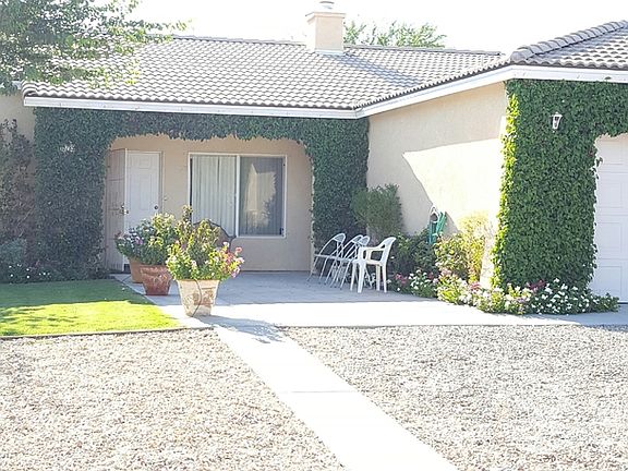 2nd image of 15285 Avenida Rambla