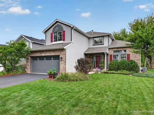 1172 Hillcrest Ln, Woodridge, IL 60517