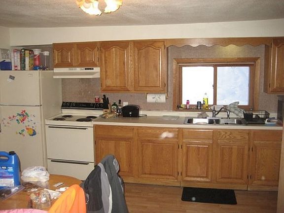 3rd image of 106 Lavalle St