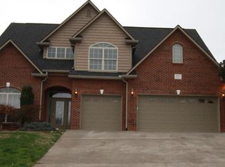 10921 Ridgegate Ln, Knoxville, TN 37931