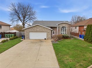 1446 Heritage Garden Cres, Lakeshore, ON