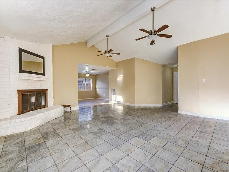 11923 Loveland Pass Dr — Photo 17