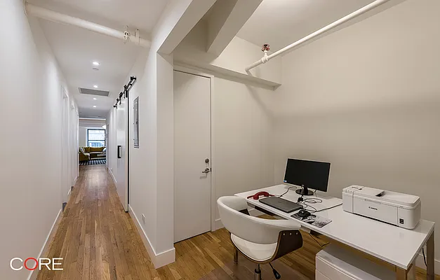 Rented by CORE | media 15