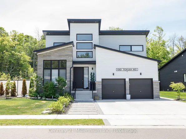 100 Tekiah Rd, The Blue Mountains, ON N0H 1J0