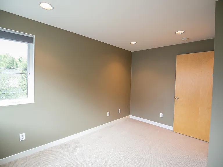 2905 NW 85th St — Photo 10