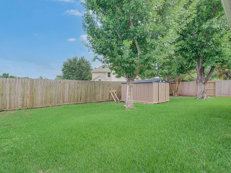 3631 Sunset Meadows Dr — Photo 40