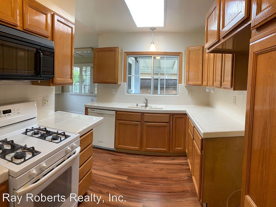 1st image of 3213 San Anseline Ave