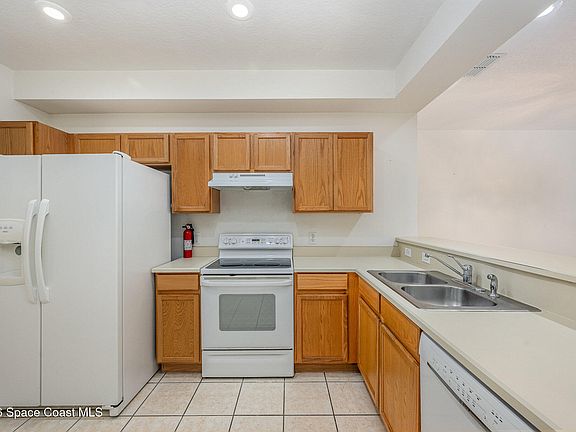 4th image of 401 Trotter Ln APT 103