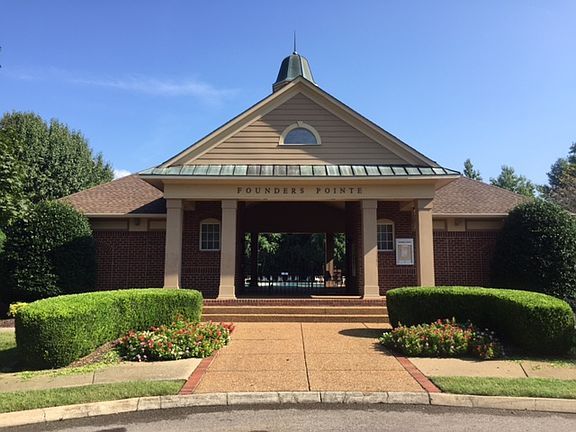 Welcome to Founders Pointe