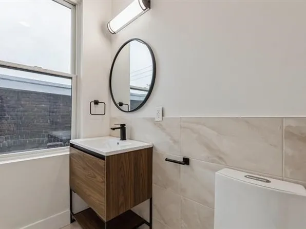 259 Liberty Avenue image 17 of 24