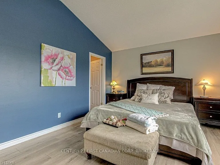 91 Meadowridge Rd — Photo 14