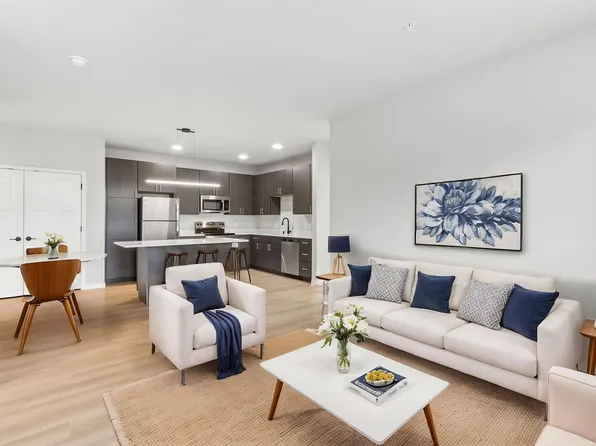 The Waterfall, 8421 Mansion Hill Ave #202, Madison, WI 53719