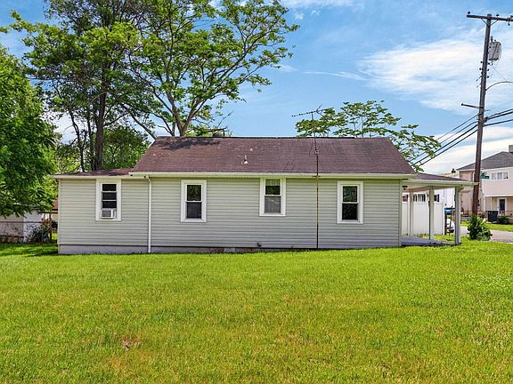 3rd image of 1145 New Hope Rd