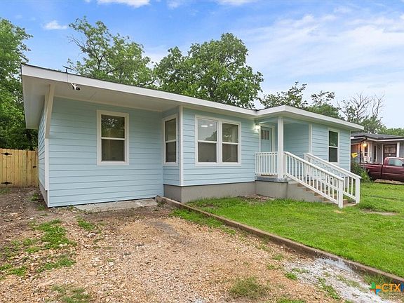 3rd image of 1412 E Avenue D