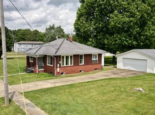 606 S Monroe St, West Frankfort, IL 62896