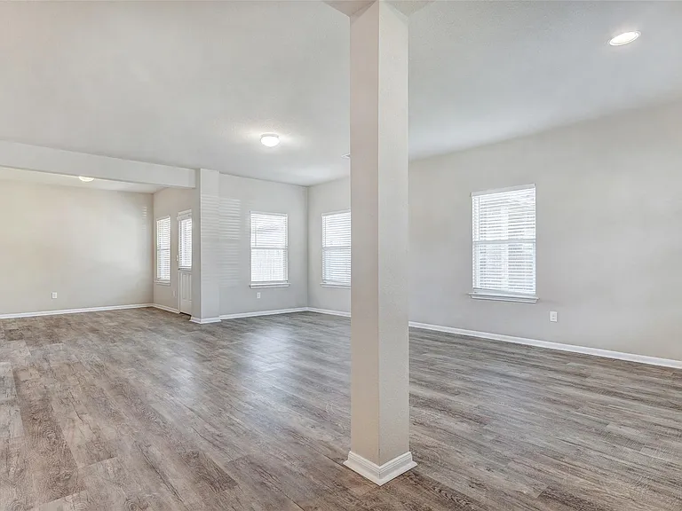 3207 Tilmon Ln — Photo 8