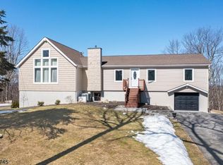 74 Lakeside Dr NW, Sussex, NJ 07461