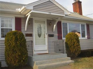 26 Wedemeyer St, Windsor Locks, CT 06096