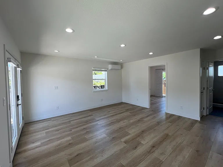 1755 Monroe St #B — Photo 7