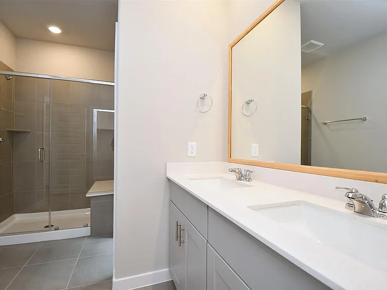 4212 Lyons Fall Dr — Photo 24